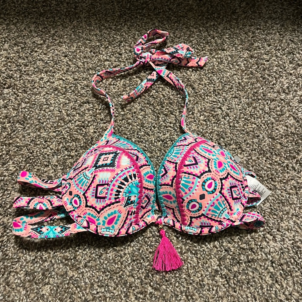 Bikini Tops (2) - Picture 7 of 8